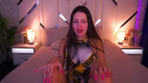 Snapshot of aleksaloree chatting on 06-11-26, 12:32 aleksaloree online show from 06-11-26, 12:32