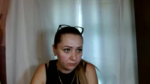Snapshot of aleksandra33 chatting on 06-23-26, 10:57 aleksandra33 online show from 06-23-26, 10:57