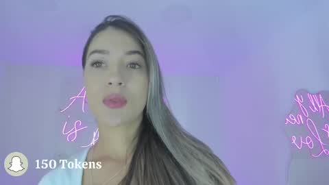 Snapshot of aleksandra_miller chatting on 09-22-25, 12:18 Aleksandra online show from 09-22-25, 12:18