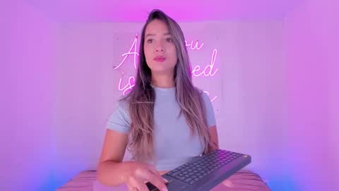 Snapshot of aleksandra_miller chatting on 11-10-25, 12:26 Aleksandra online show from 11-10-25, 12:26