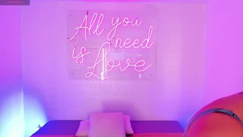 Snapshot of aleksandra_miller chatting on 01-07-26, 08:22 Aleksandra online show from 01-07-26, 08:22