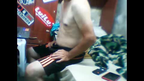 Snapshot of alemaorico chatting on 02-27-25, 12:32 rico online show from 02-27-25, 12:32