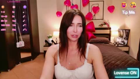 Snapshot of alenacoplan chatting on 02-13-26, 08:05 AlenaCoplan online show from 02-13-26, 08:05