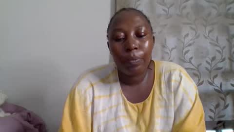 Snapshot of alesha_ chatting on 09-14-25, 05:39 Noreen Kennth and Emilly online show from 09-14-25, 05:39