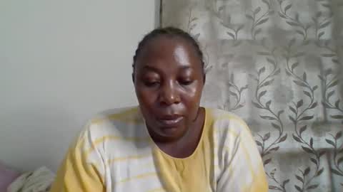 Snapshot of alesha_ chatting on 09-15-25, 05:51 Noreen Kennth and Emilly online show from 09-15-25, 05:51