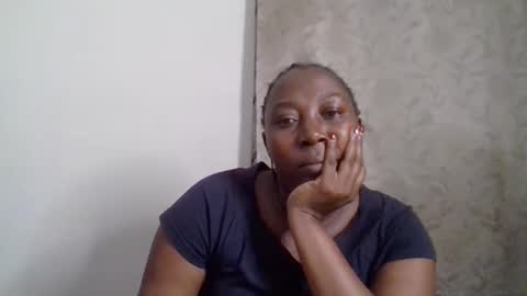 Snapshot of alesha_ chatting on 09-20-25, 07:04 Noreen Kennth and Emilly online show from 09-20-25, 07:04