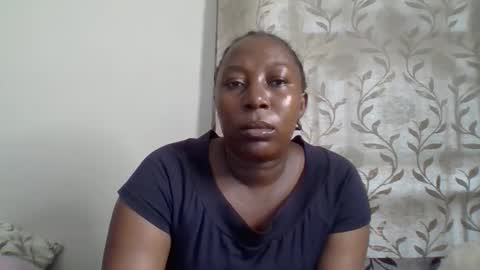 Snapshot of alesha_ chatting on 09-22-25, 07:43 Noreen Kennth and Emilly online show from 09-22-25, 07:43