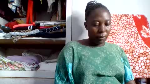 Snapshot of alesha_ chatting on 11-03-25, 05:52 Noreen Kennth and Emilly online show from 11-03-25, 05:52