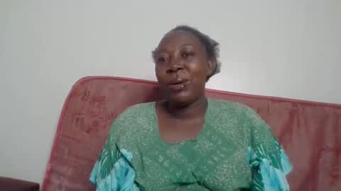 Snapshot of alesha_ chatting on 11-16-25, 06:41 Noreen Kennth and Emilly online show from 11-16-25, 06:41