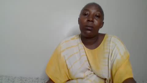 Snapshot of alesha_ chatting on 11-22-25, 07:07 Noreen Kennth and Emilly online show from 11-22-25, 07:07