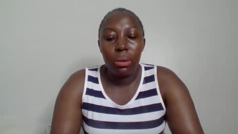 Snapshot of alesha_ chatting on 12-14-25, 06:41 Noreen Kennth and Emilly online show from 12-14-25, 06:41