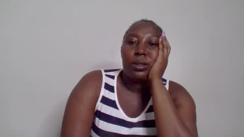 Snapshot of alesha_ chatting on 01-08-26, 06:54 Noreen Kennth and Emilly online show from 01-08-26, 06:54