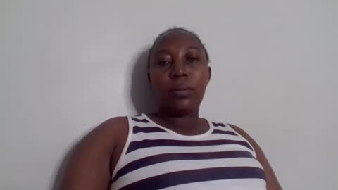 Snapshot of alesha_ chatting on 01-10-26, 06:09 Noreen Kennth and Emilly online show from 01-10-26, 06:09