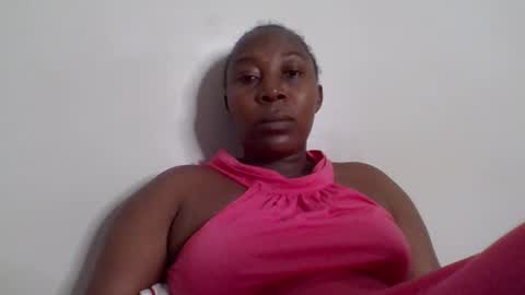 Snapshot of alesha_ chatting on 01-11-26, 06:24 Noreen Kennth and Emilly online show from 01-11-26, 06:24