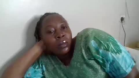 Snapshot of alesha_ chatting on 02-13-26, 06:53 Noreen Kennth and Emilly online show from 02-13-26, 06:53