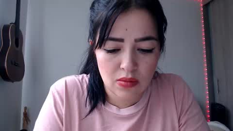 Snapshot of aleska_bell69 chatting on 06-26-26, 04:55 Aleska online show from 06-26-26, 04:55
