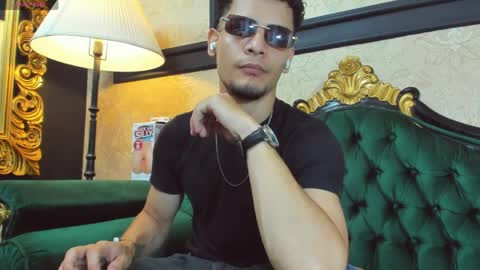 Snapshot of aless_king chatting on 03-31-26, 07:58 Alessandro King online show from 03-31-26, 07:58