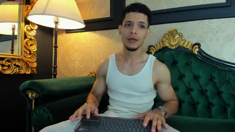 Snapshot of aless_king chatting on 05-05-26, 08:50 Alessandro King online show from 05-05-26, 08:50