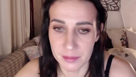 Sandra online show from 01-28-25, 01:38