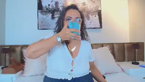 Snapshot of alessandraleroy chatting on 07-13-26, 12:19 Alessandra online show from 07-13-26, 12:19