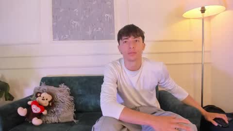 Alessandro Dybala online show from 09-09-25, 12:15