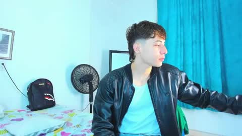 Alessandro Dybala online show from 04-17-26, 12:52