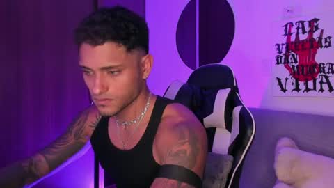 Snapshot of alessandro_vanni chatting on 07-06-26, 03:14 Alessandro Vanni online show from 07-06-26, 03:14
