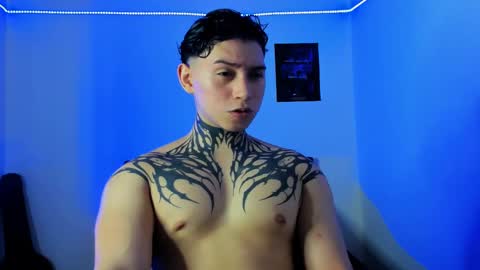 Snapshot of alessandro_wolf chatting on 02-13-25, 12:02 Alessandro online show from 02-13-25, 12:02