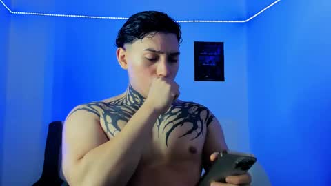 Snapshot of alessandro_wolf chatting on 02-28-25, 12:32 Alessandro online show from 02-28-25, 12:32