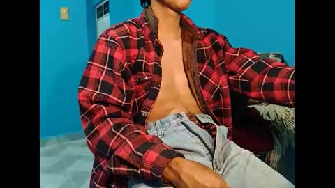 Snapshot of alessandrodmv chatting on 10-03-25, 06:54 alessandrodmv online show from 10-03-25, 06:54