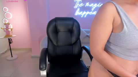 ALESSA ROMERO  online show from 02-26-25, 08:33