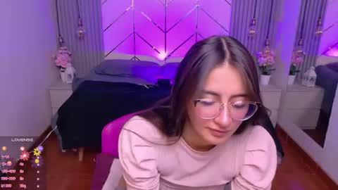 Alessia online show from 06-19-26, 03:38