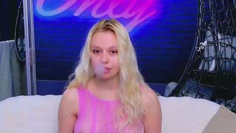 alessiacroft online show from 05-26-26, 04:08