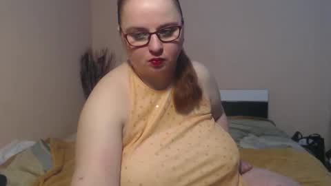 Snapshot of alessianeyl chatting on 02-03-26, 06:22 Alessia online show from 02-03-26, 06:22