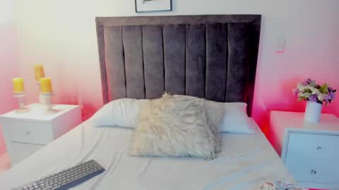 alessiaowen_ online show from 04-12-26, 07:41