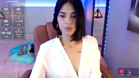 Snapshot of alessiaval chatting on 02-27-25, 12:13 Valery online show from 02-27-25, 12:13