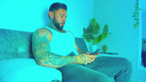 Snapshot of alessrose22 chatting on 05-22-26, 10:59 Aless Rose online show from 05-22-26, 10:59