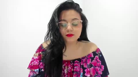 Alejandra online show from 01-23-25, 04:52