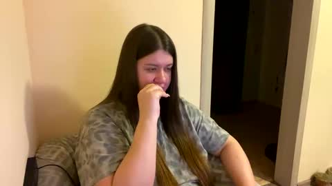 Aletta Oushen online show from 01-28-25, 12:43