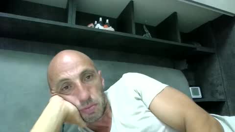 Snapshot of alex120475 chatting on 09-09-25, 09:25 alex120475 online show from 09-09-25, 09:25