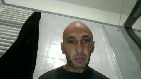 Snapshot of alex120475 chatting on 10-15-25, 08:14 alex120475 online show from 10-15-25, 08:14