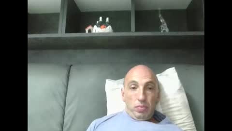 Snapshot of alex120475 chatting on 10-22-25, 11:15 alex120475 online show from 10-22-25, 11:15