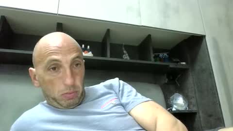 Snapshot of alex120475 chatting on 04-06-26, 09:27 alex120475 online show from 04-06-26, 09:27