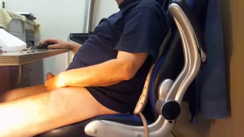 Snapshot of alex47100 chatting on 02-24-25, 03:31 alex47100 online show from 02-24-25, 03:31