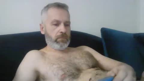Snapshot of alex80581 chatting on 01-05-25, 04:38 Alexey online show from 01-05-25, 04:38