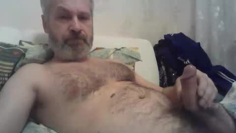Snapshot of alex80581 chatting on 11-22-25, 09:14 Alexey online show from 11-22-25, 09:14