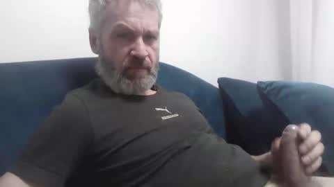 Snapshot of alex80581 chatting on 11-30-25, 11:25 Alexey online show from 11-30-25, 11:25