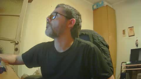 Snapshot of alex81pv1981 chatting on 01-26-25, 07:31 alex81pv1981 online show from 01-26-25, 07:31