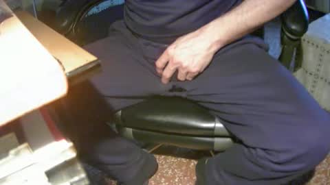 Snapshot of alex81pv1981 chatting on 01-31-25, 03:44 alex81pv1981 online show from 01-31-25, 03:44