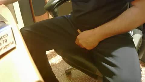 Snapshot of alex81pv1981 chatting on 09-28-25, 06:46 alex81pv1981 online show from 09-28-25, 06:46